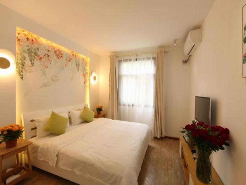 Dali Four Seasons Hostel Esterno foto