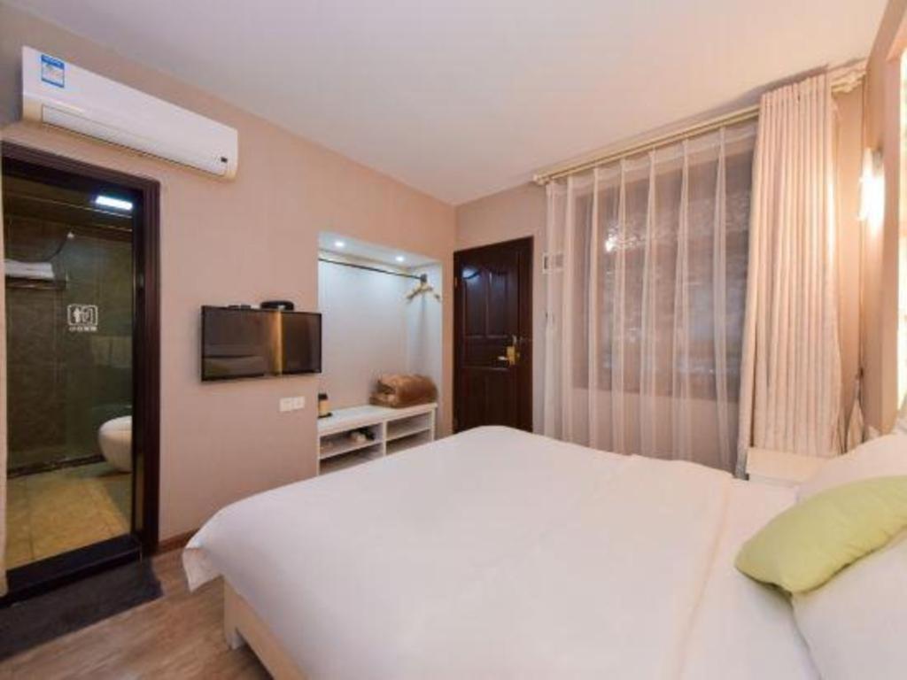 Dali Four Seasons Hostel Esterno foto